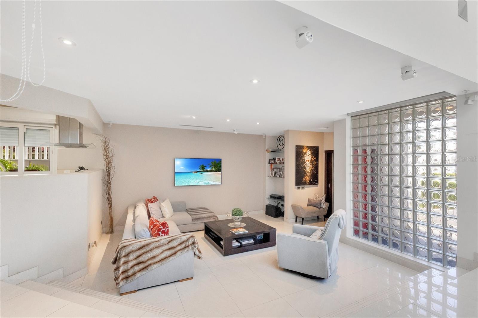 OCEAN PARK - Residential