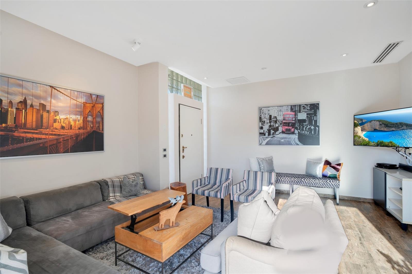 OCEAN PARK - Residential