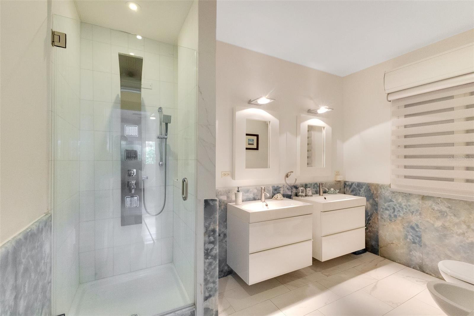 OCEAN PARK - Residential