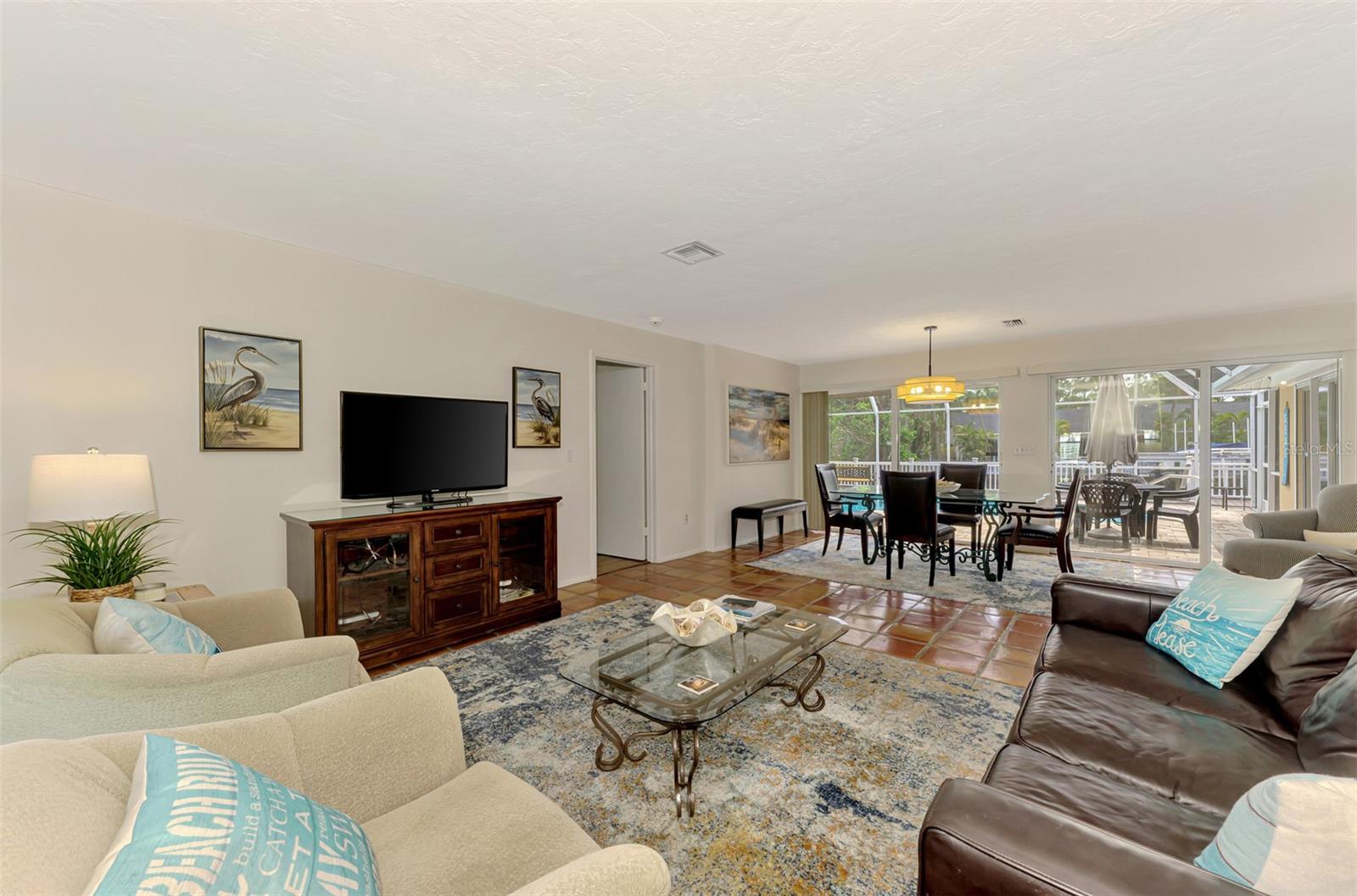 SIESTA BEACH - Residential Lease