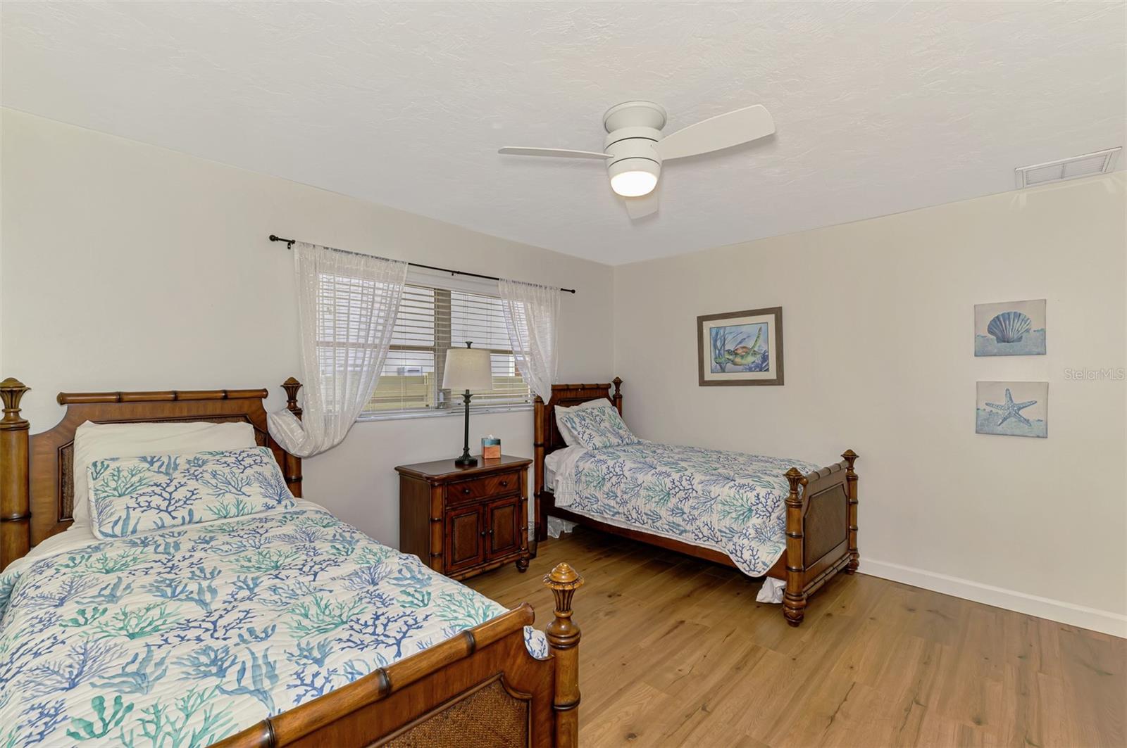 SIESTA BEACH - Residential Lease