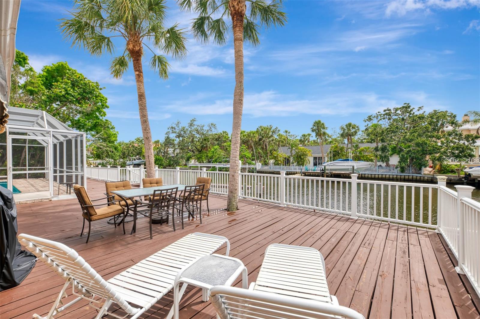 SIESTA BEACH - Residential Lease