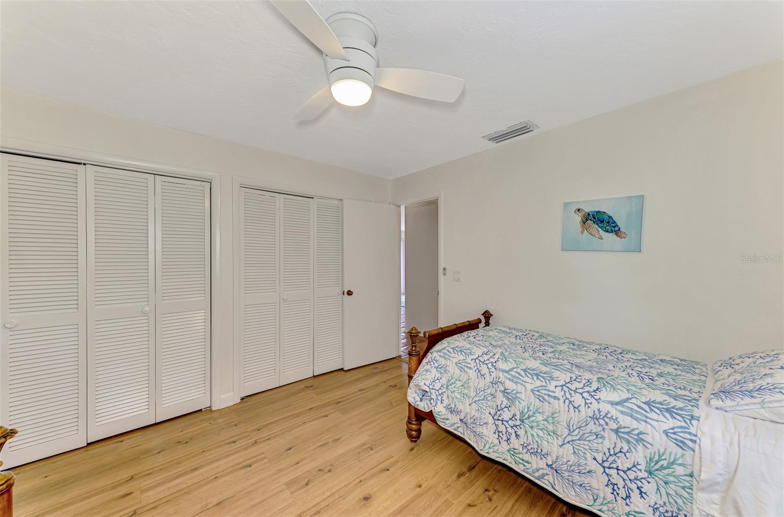 SIESTA BEACH - Residential Lease