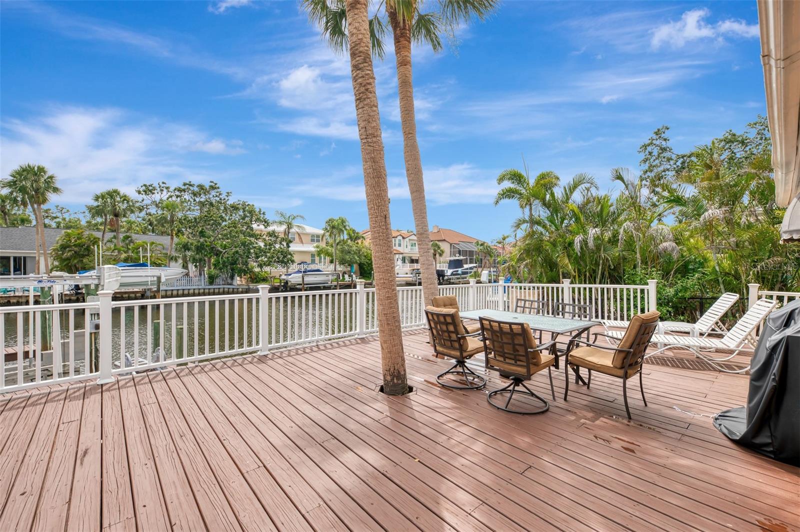 SIESTA BEACH - Residential Lease