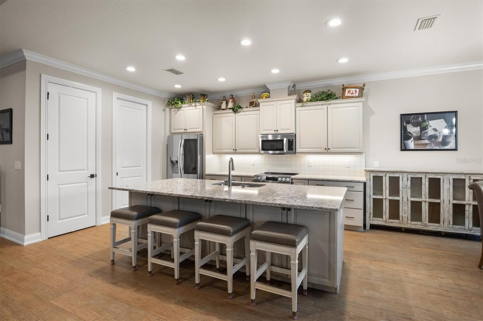 LAKE JAMES PH 3 - Residential