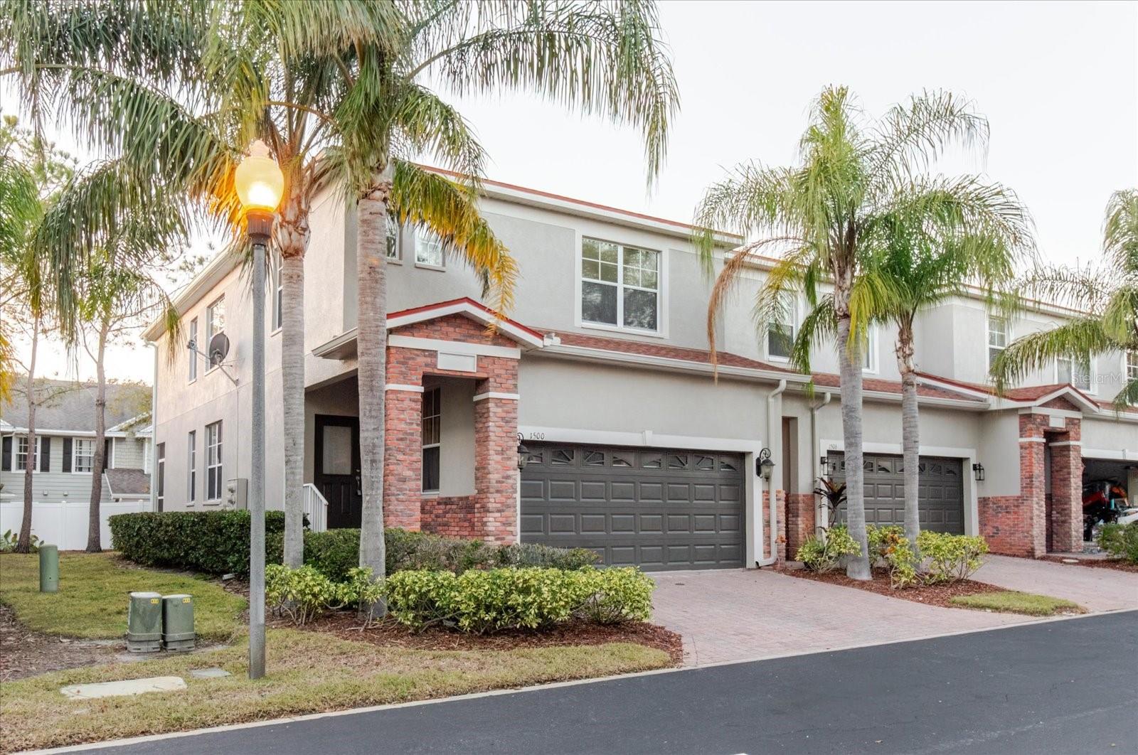 BECKETT WAY TWNHMS - Residential