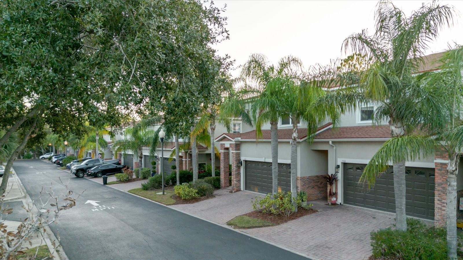 BECKETT WAY TWNHMS - Residential