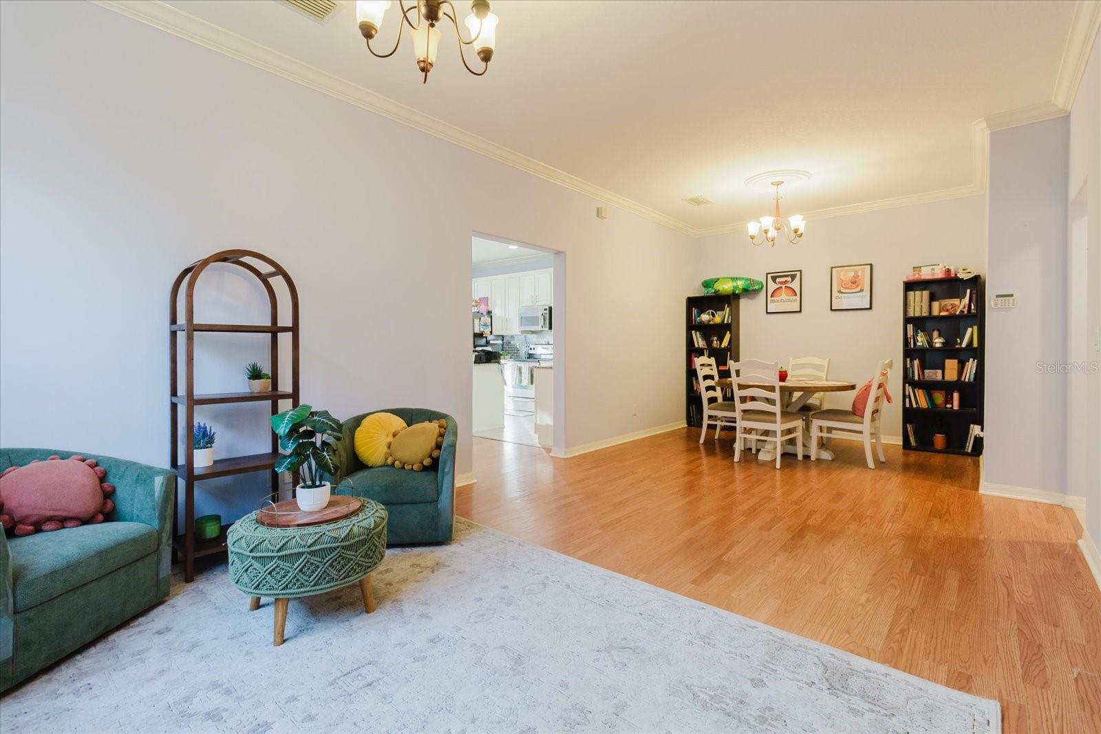 BECKETT WAY TWNHMS - Residential