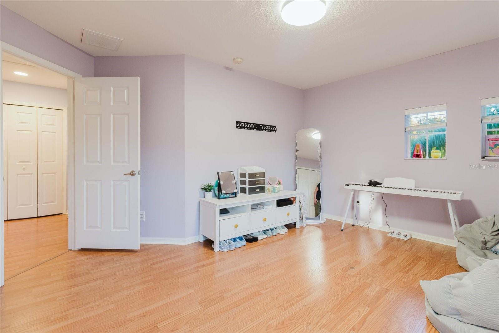 BECKETT WAY TWNHMS - Residential