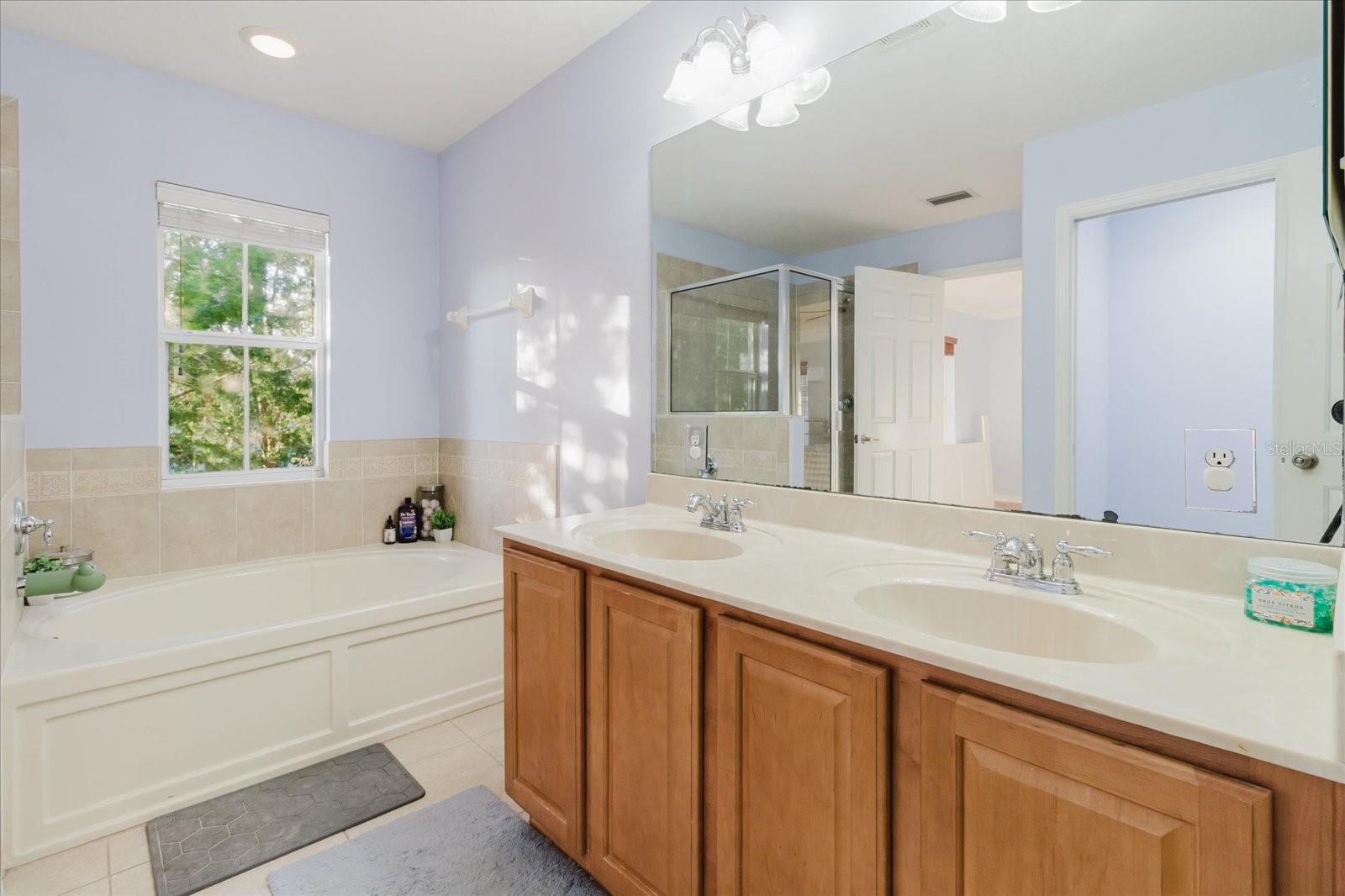 BECKETT WAY TWNHMS - Residential