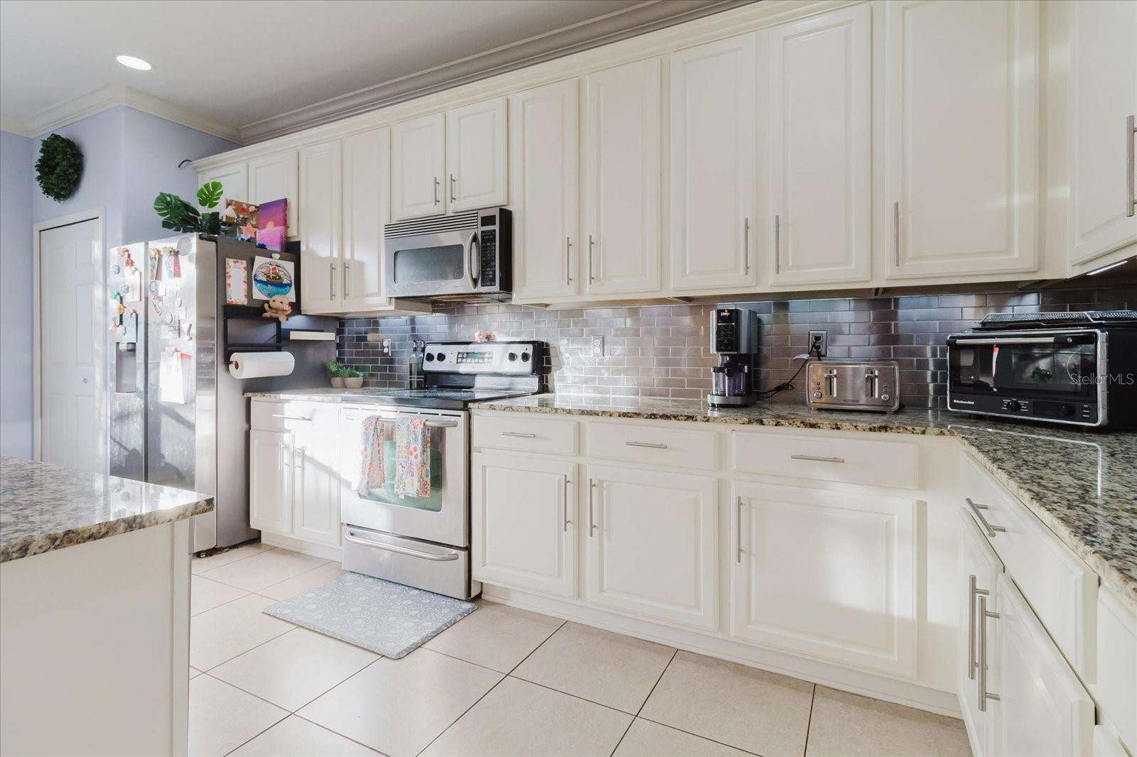 BECKETT WAY TWNHMS - Residential