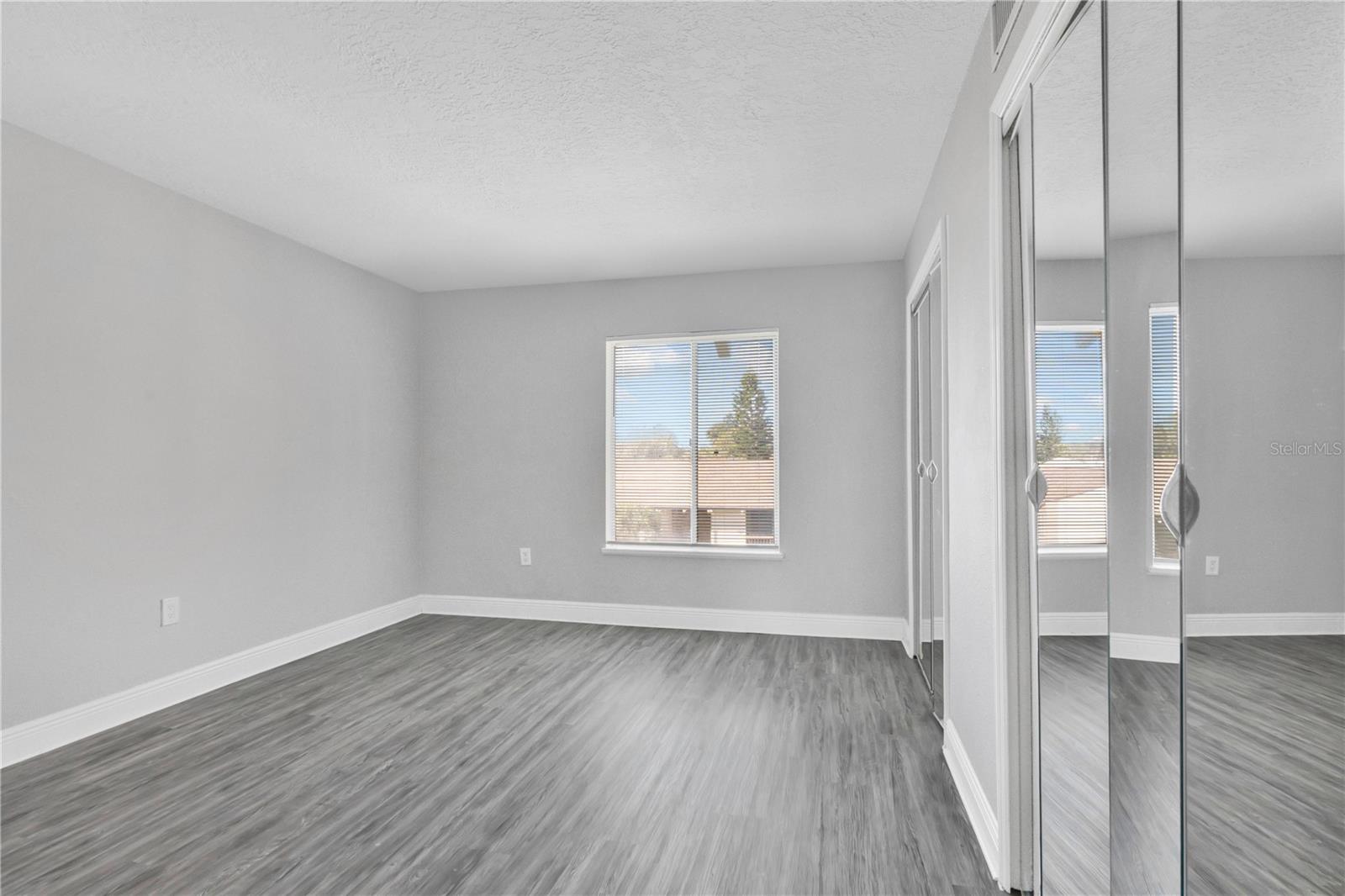 SANDY COVE - Residential