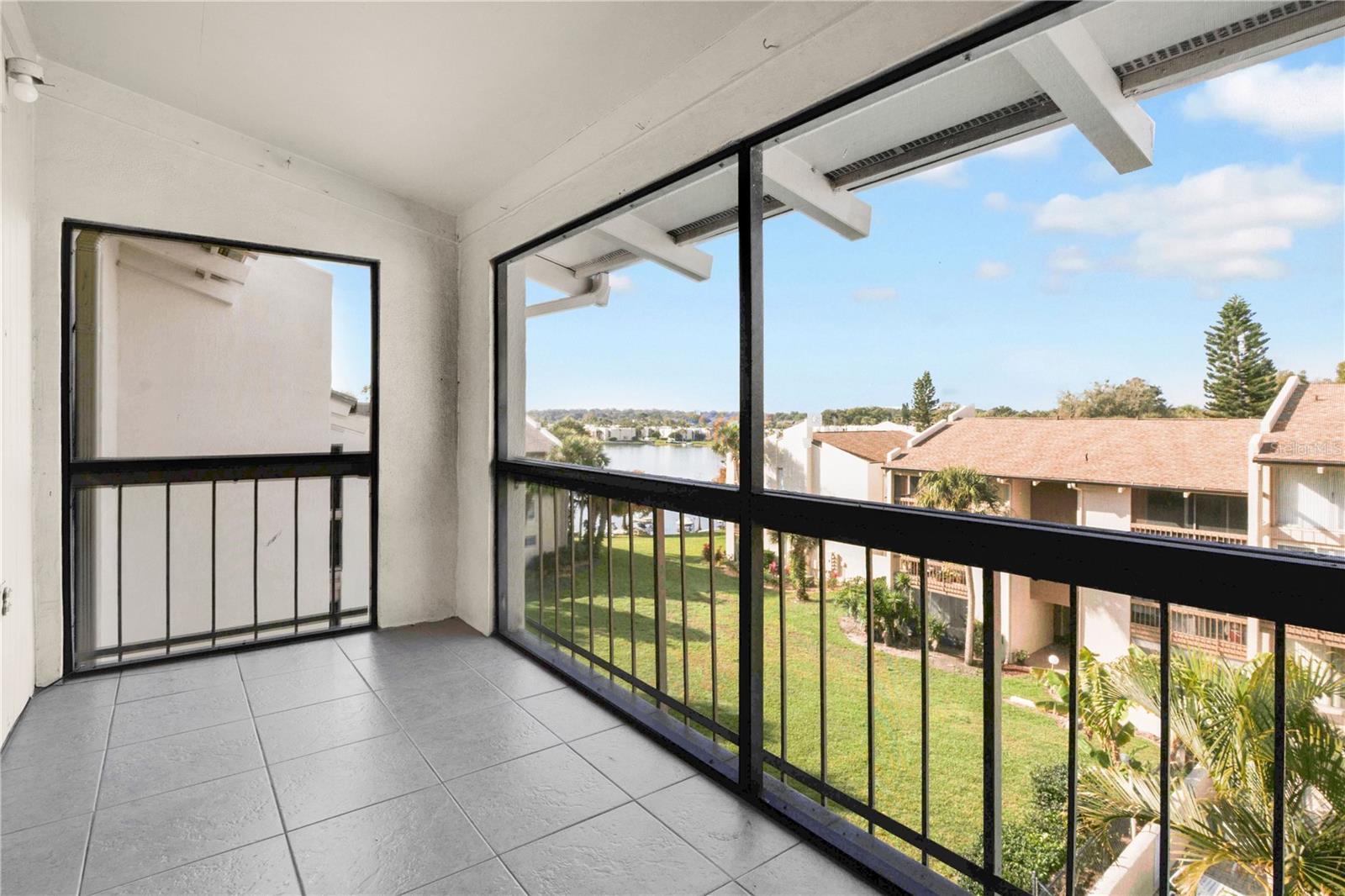 SANDY COVE - Residential