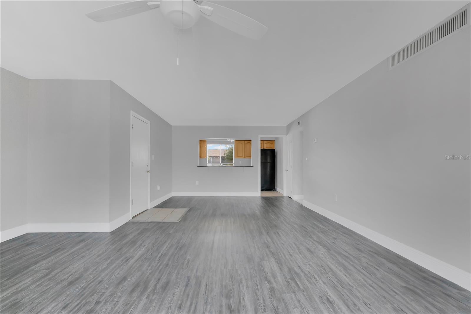 SANDY COVE - Residential