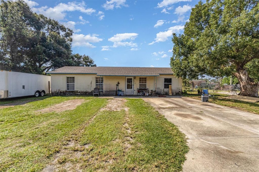 Photo of 230 Grove Street, Umatilla, FL 32784 (MLS # O6345858)