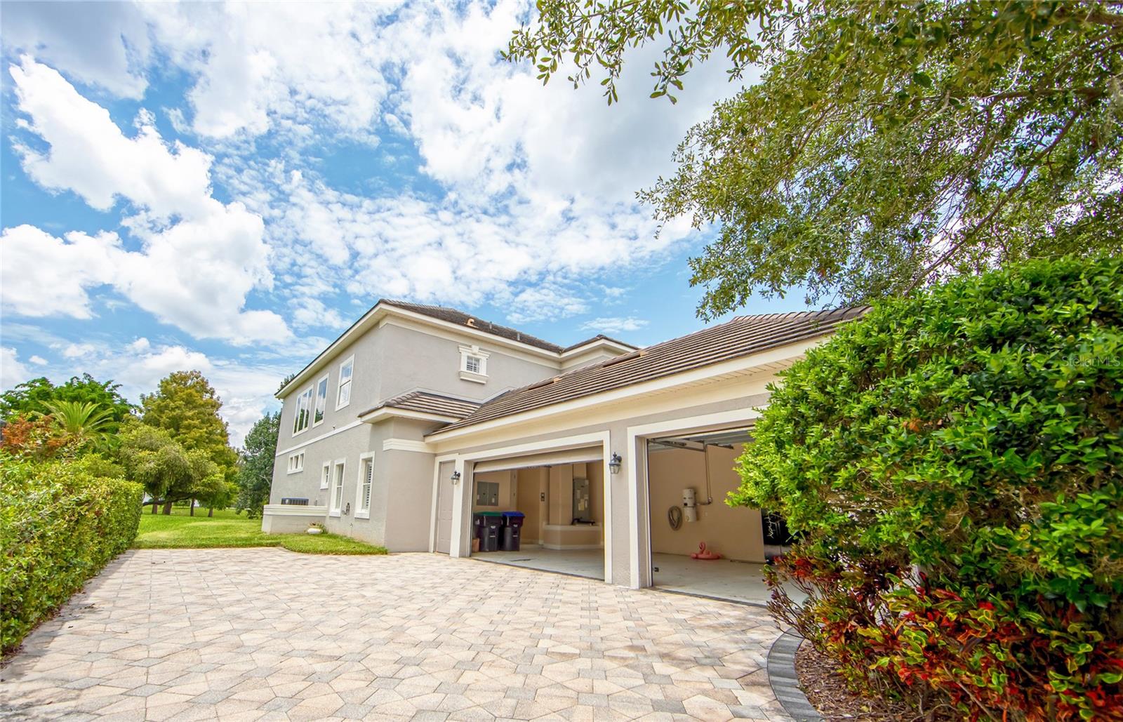 Photo 6 of 10 of 8766 SOUTHERN BREEZE DRIVE house