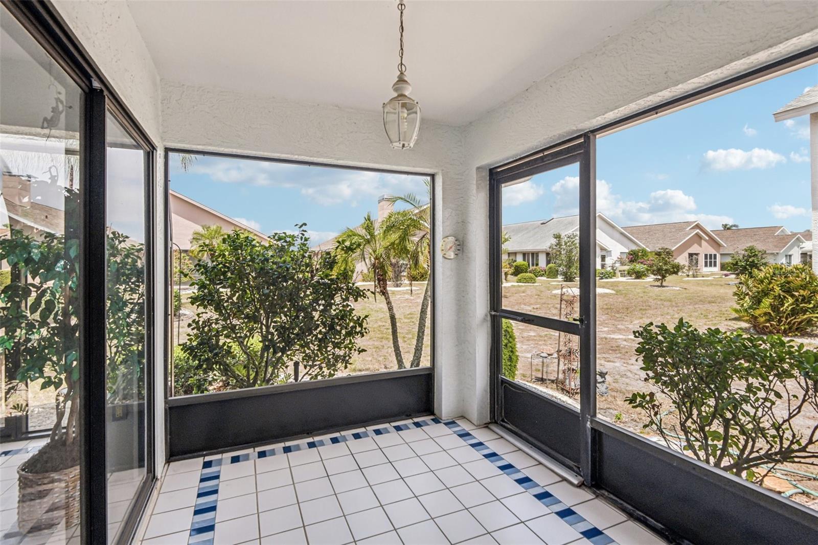 SUN CITY CENTER UNIT 49 - Residential