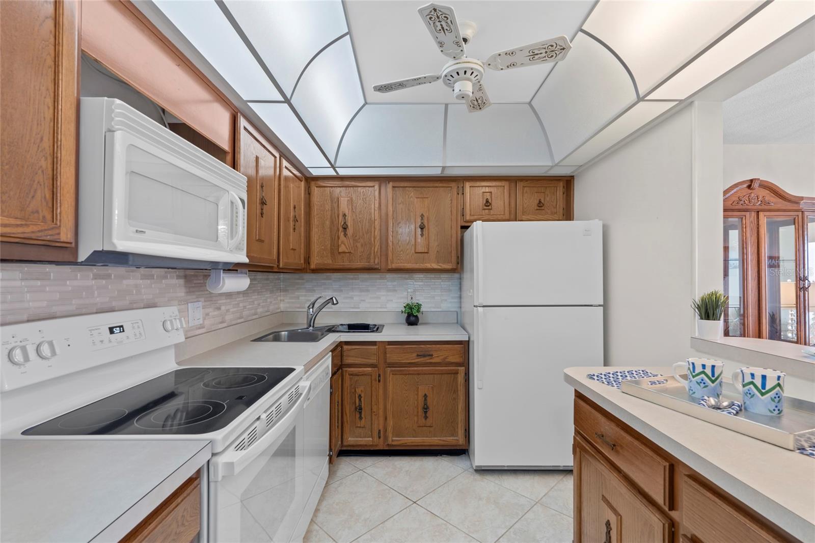 4900 BRITTANY DRIVE S 808