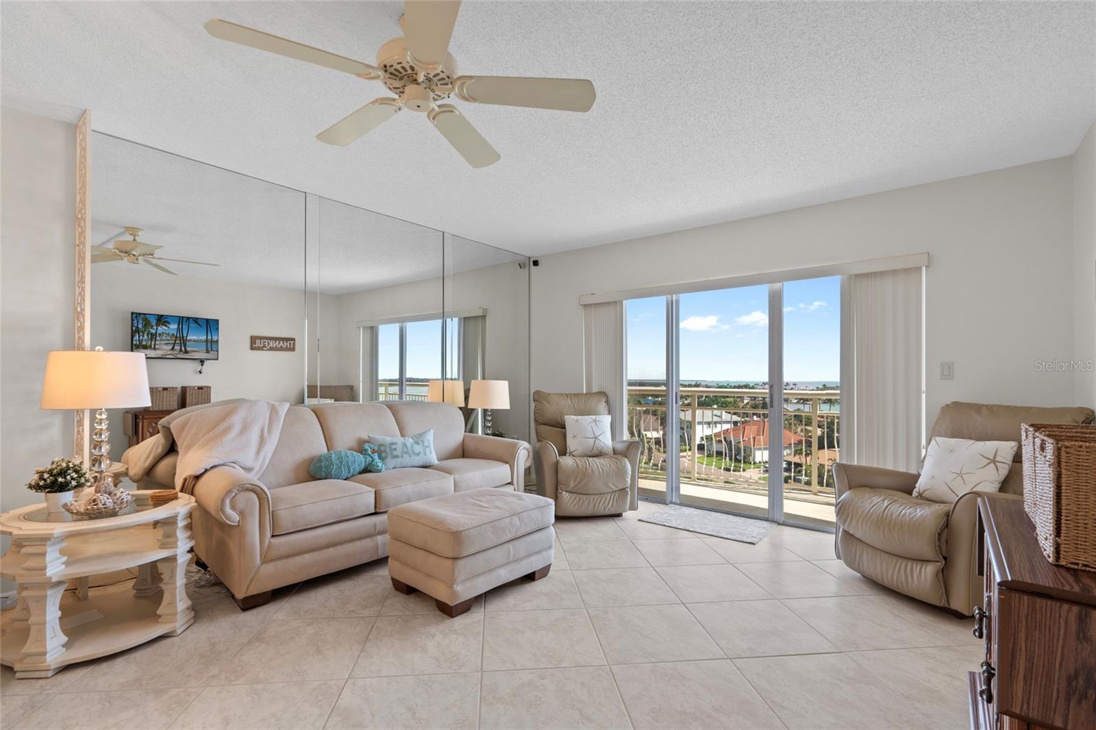 BAYWAY ISLES POINT BRITTANY SIX - Residential