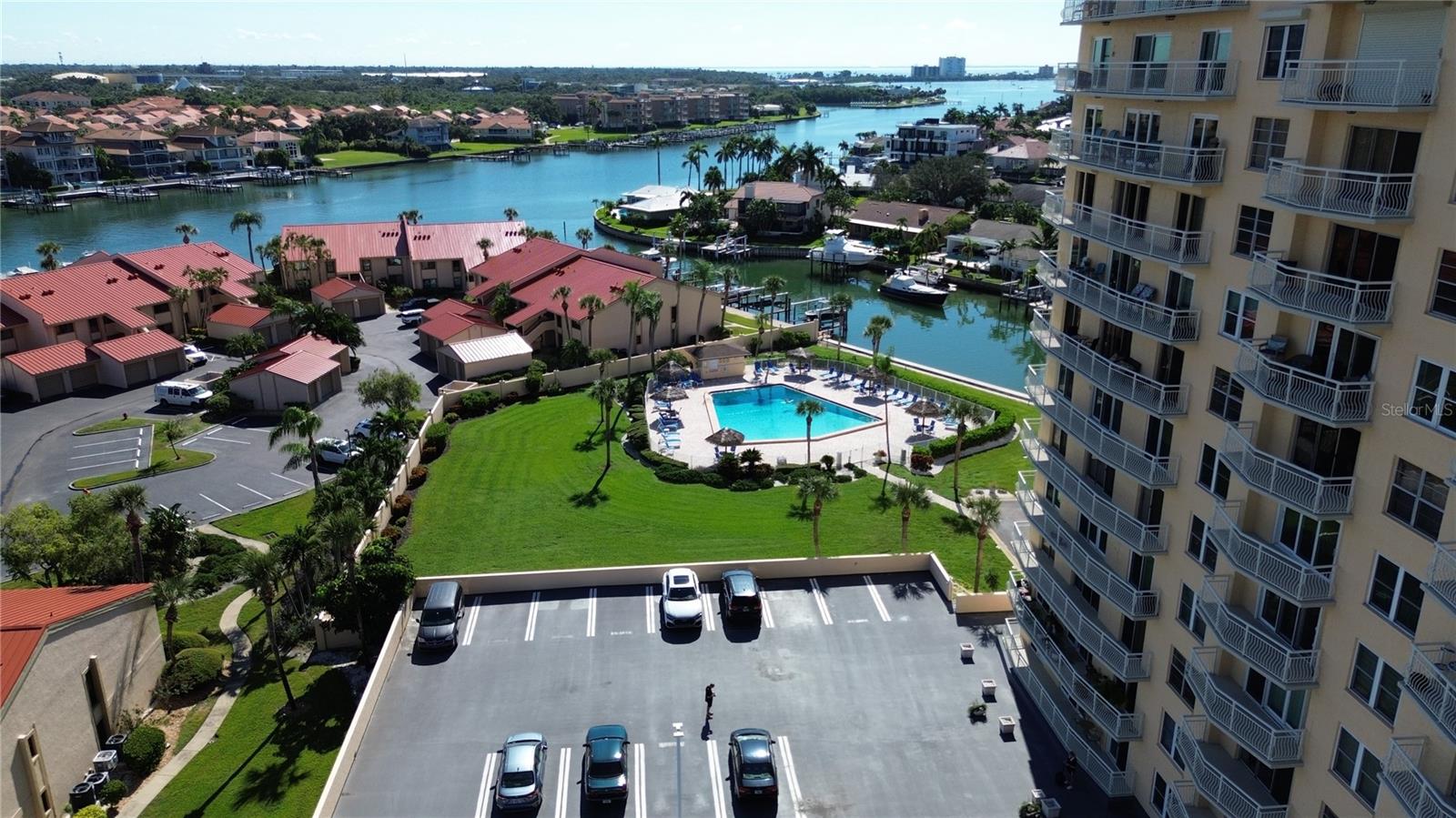 BAYWAY ISLES POINT BRITTANY SIX - Residential