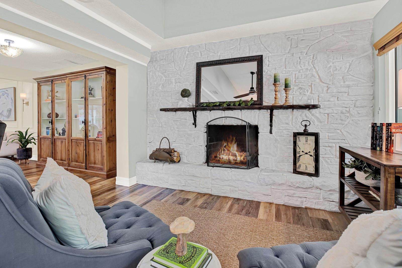 SHULTS & WALKER MANOR - Residential