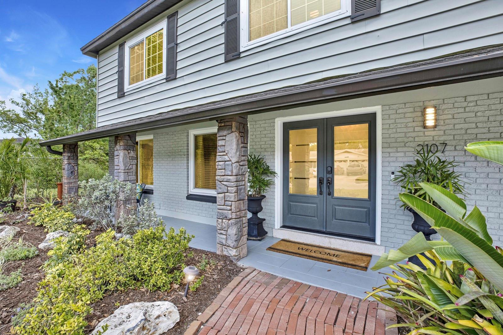 SHULTS & WALKER MANOR - Residential