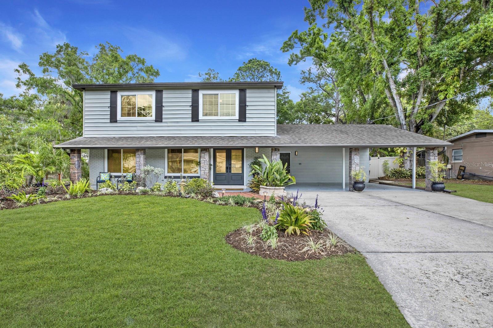 SHULTS & WALKER MANOR - Residential