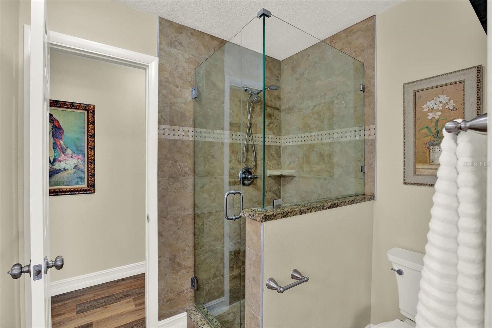 SHULTS & WALKER MANOR - Residential