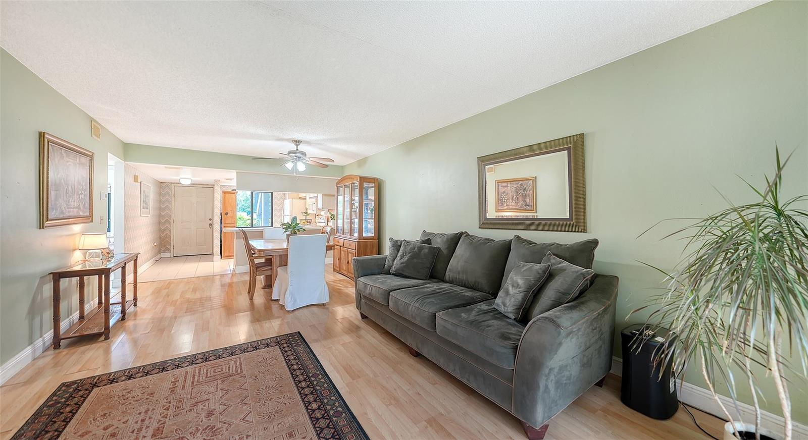 7864 EAGLE CREEK DRIVE 7864