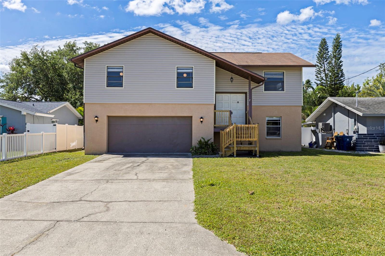 BAYWOOD VILLAGE - Residential