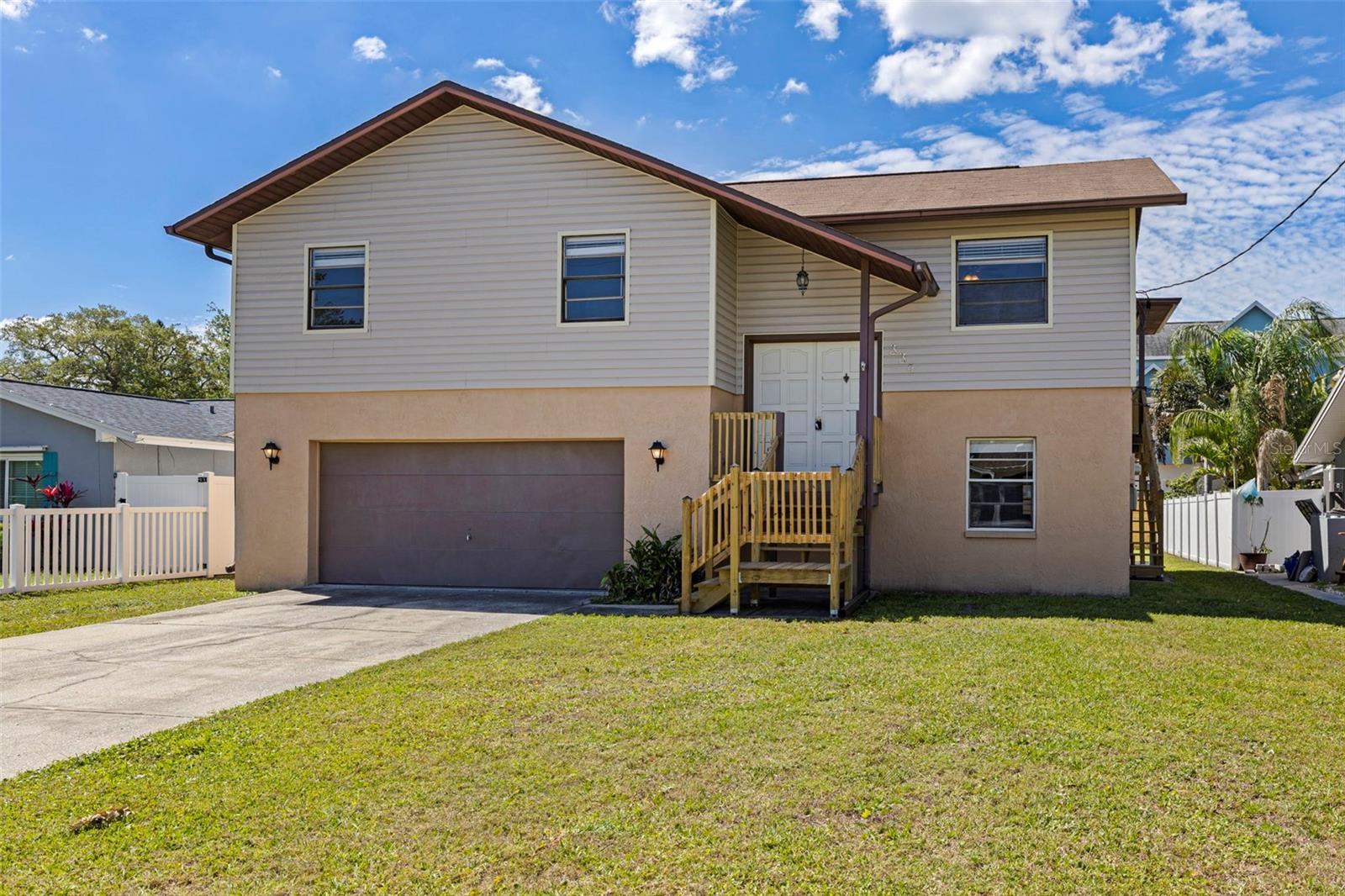 BAYWOOD VILLAGE - Residential