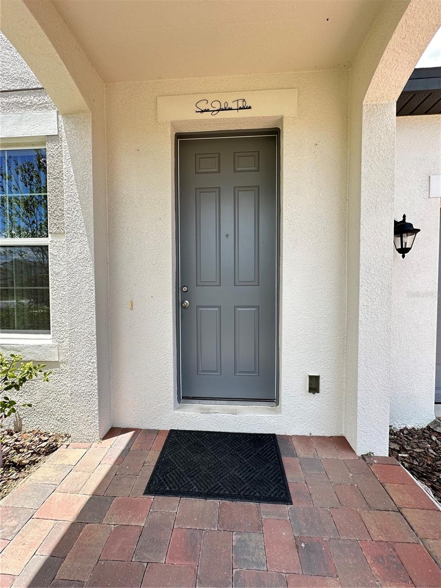 1220 HILLTOP PLACE 1220