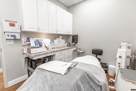 Tiny photo for 809 County Road 466 #202C, Lady Lake, FL 32159 (MLS # G5106885)