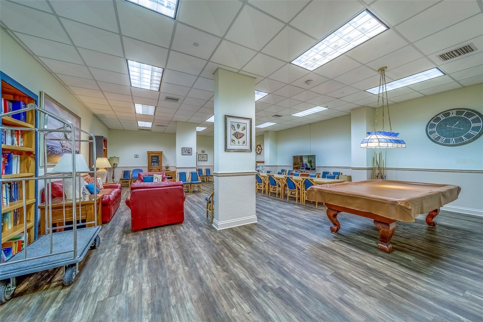 STARBOARD TOWER - Residential Lease