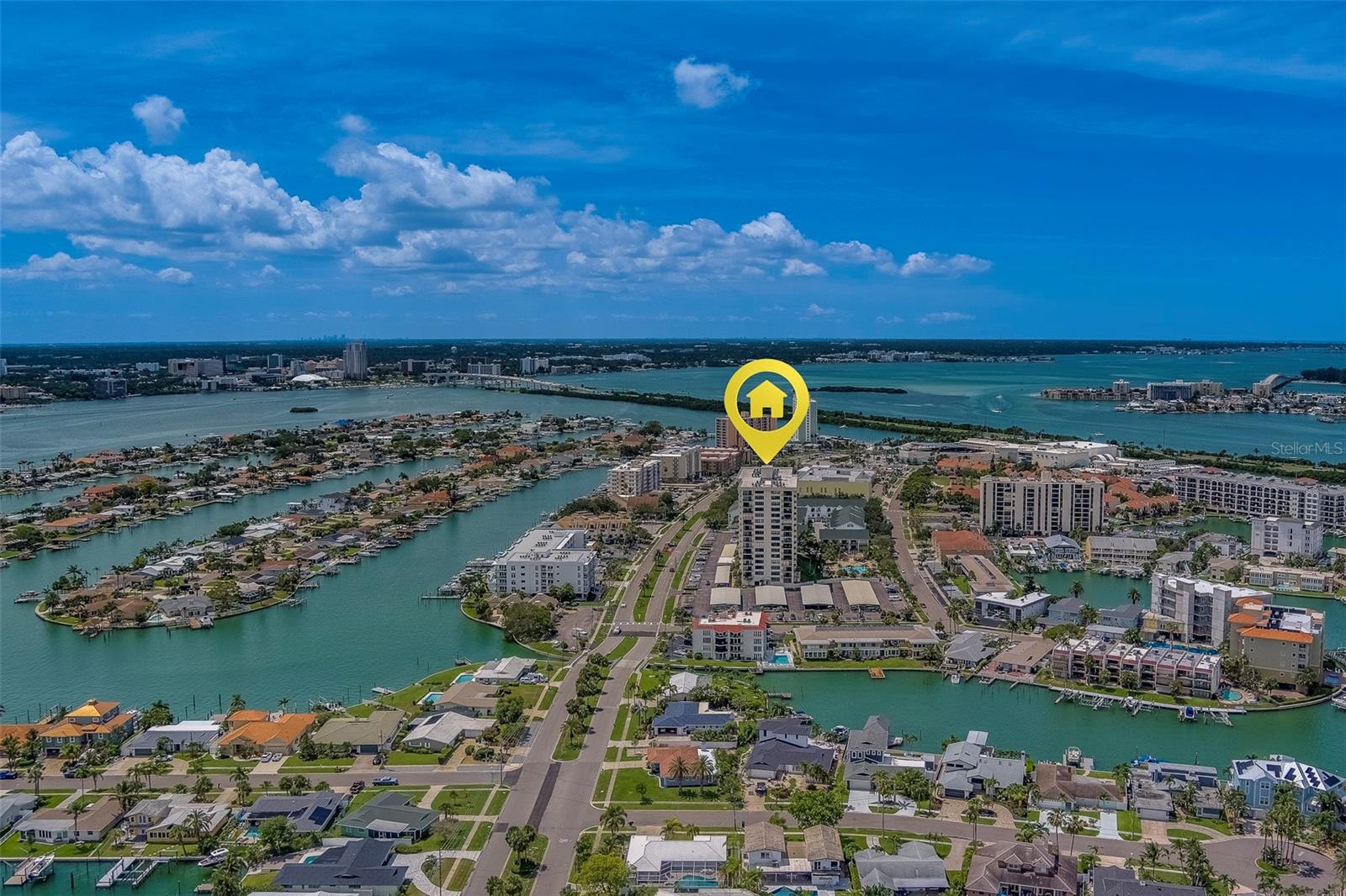 STARBOARD TOWER - Residential Lease