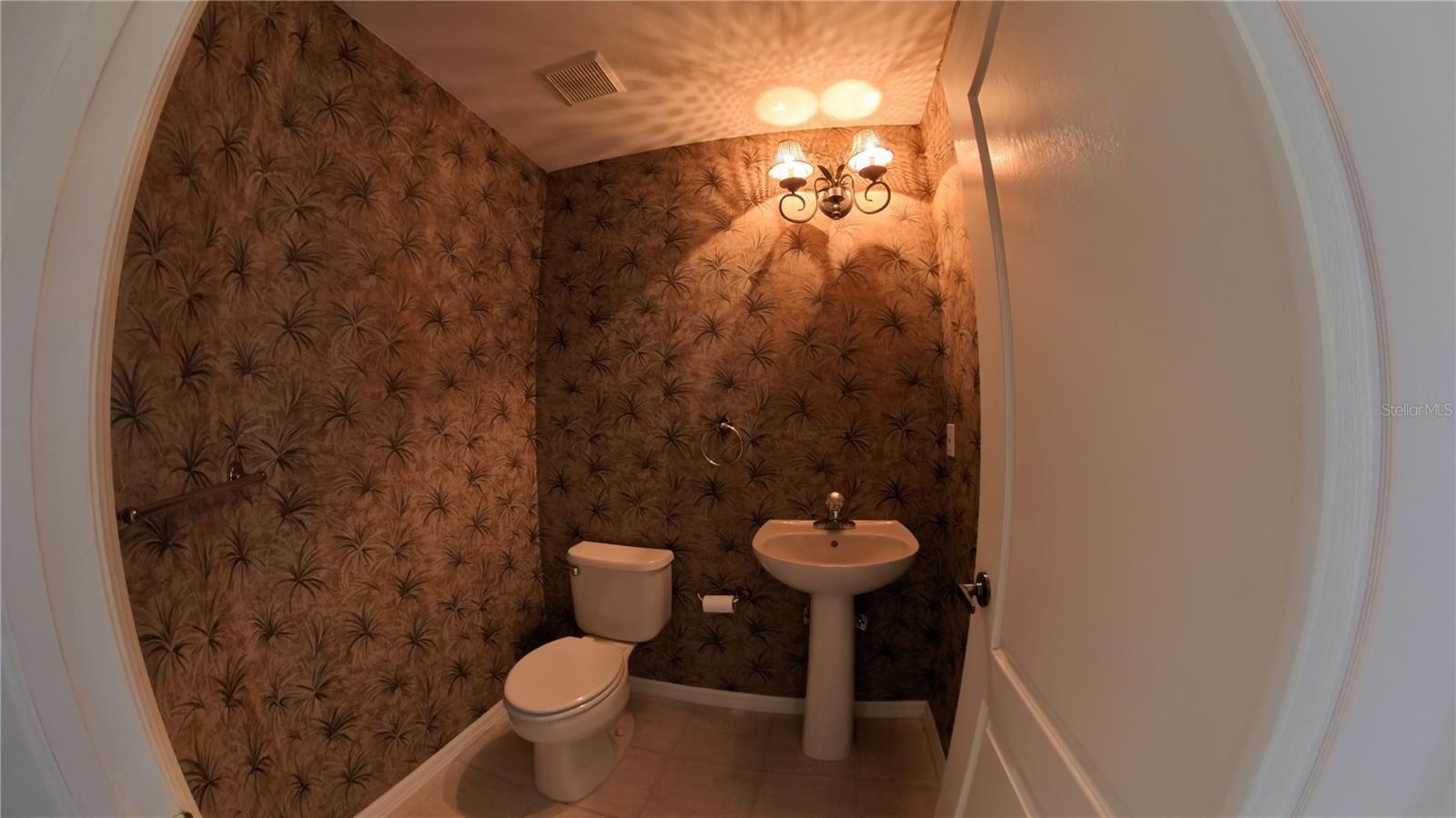 GATEWAY PH 13 - Residential