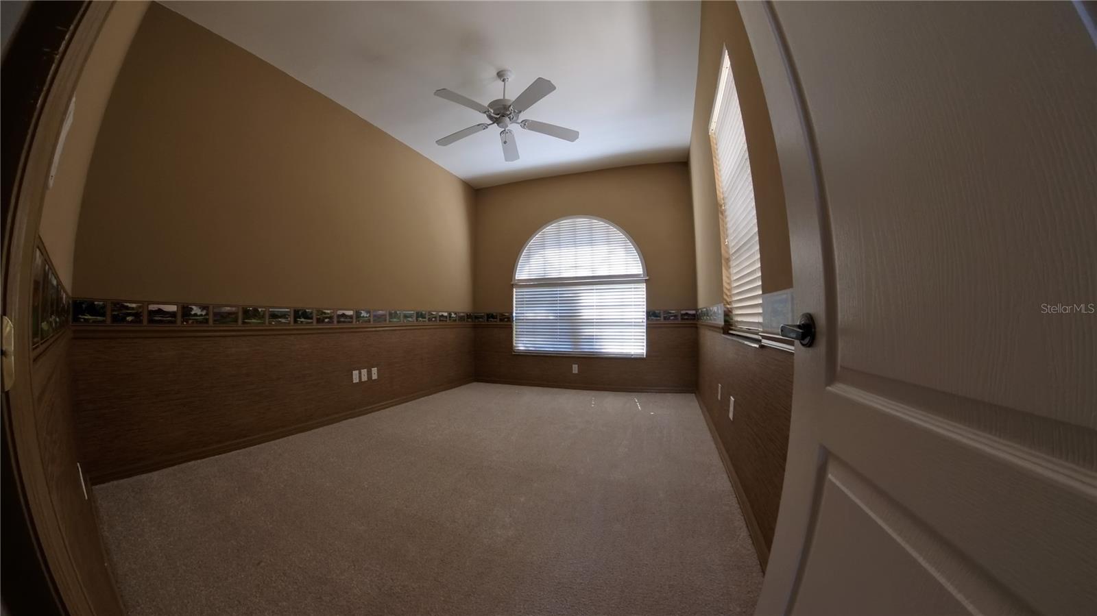 GATEWAY PH 13 - Residential