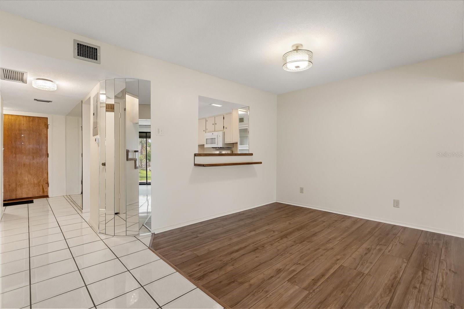 LAKE VILLAS CONDO - Residential