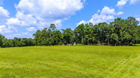 Tiny photo for Tbd SE 35th Street, Morriston, FL 32668 (MLS # OM713980)
