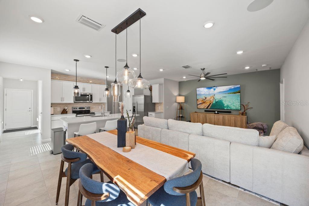 AVANTI/WATERSIDE - Residential