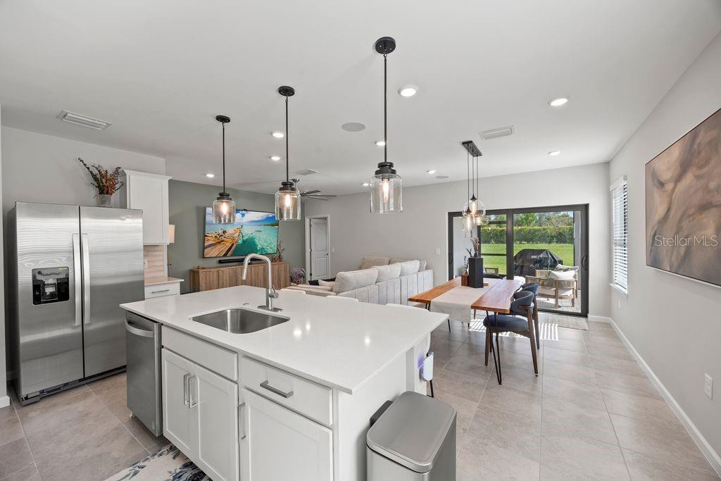 AVANTI/WATERSIDE - Residential