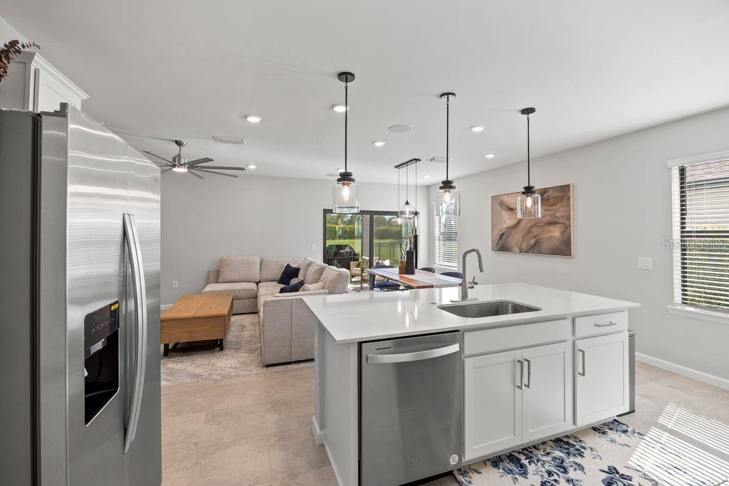 AVANTI/WATERSIDE - Residential