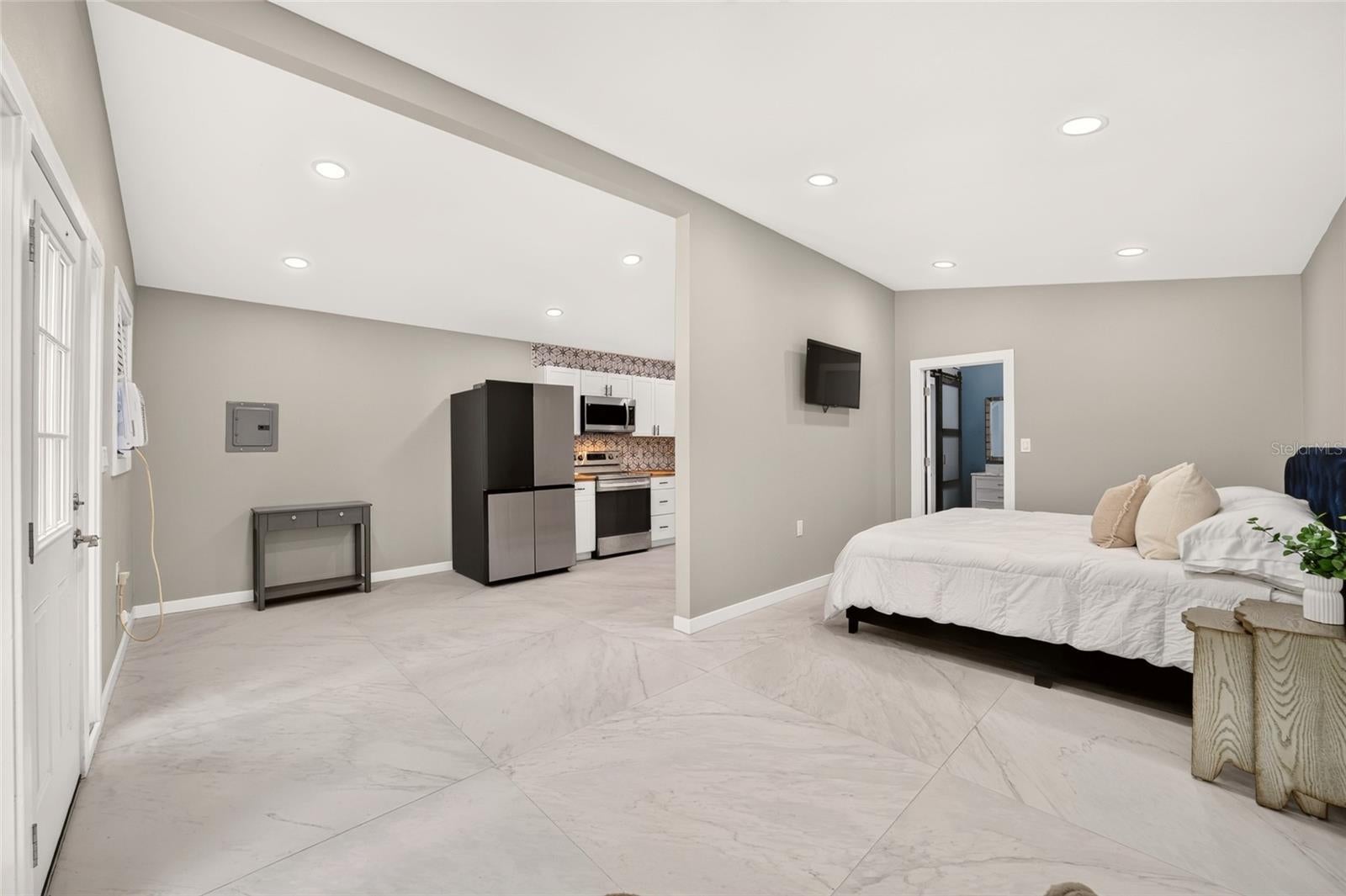 5686 E HIGHWAY 316