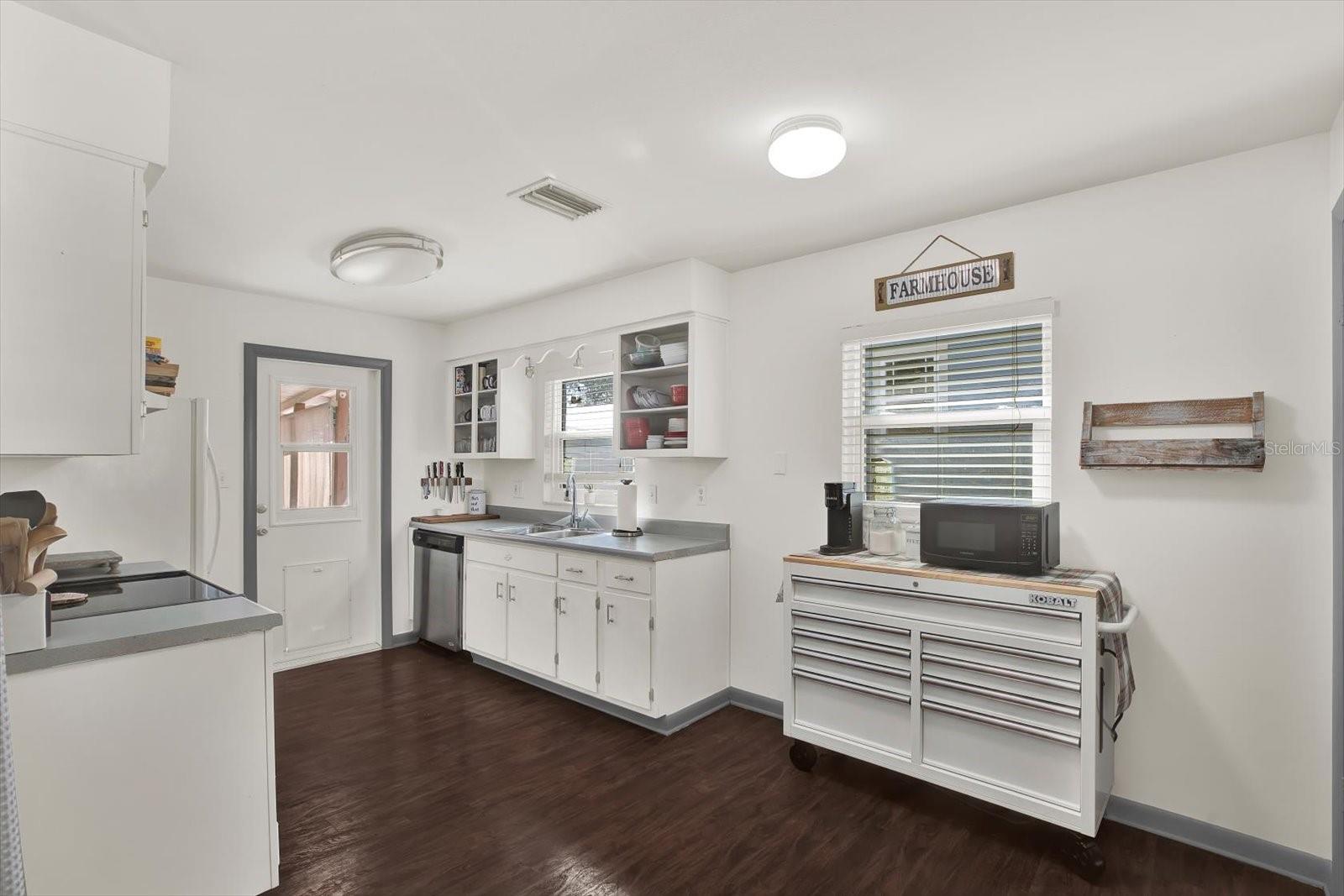 BROBSTON FENDIG & CO HALF WA - Residential