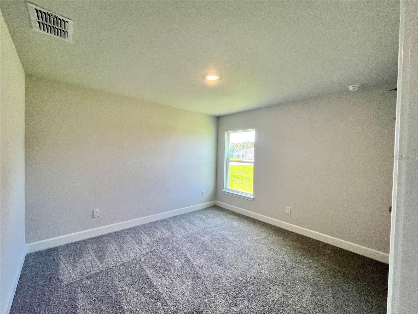 SILVER SPRINGS ACRES - Residential