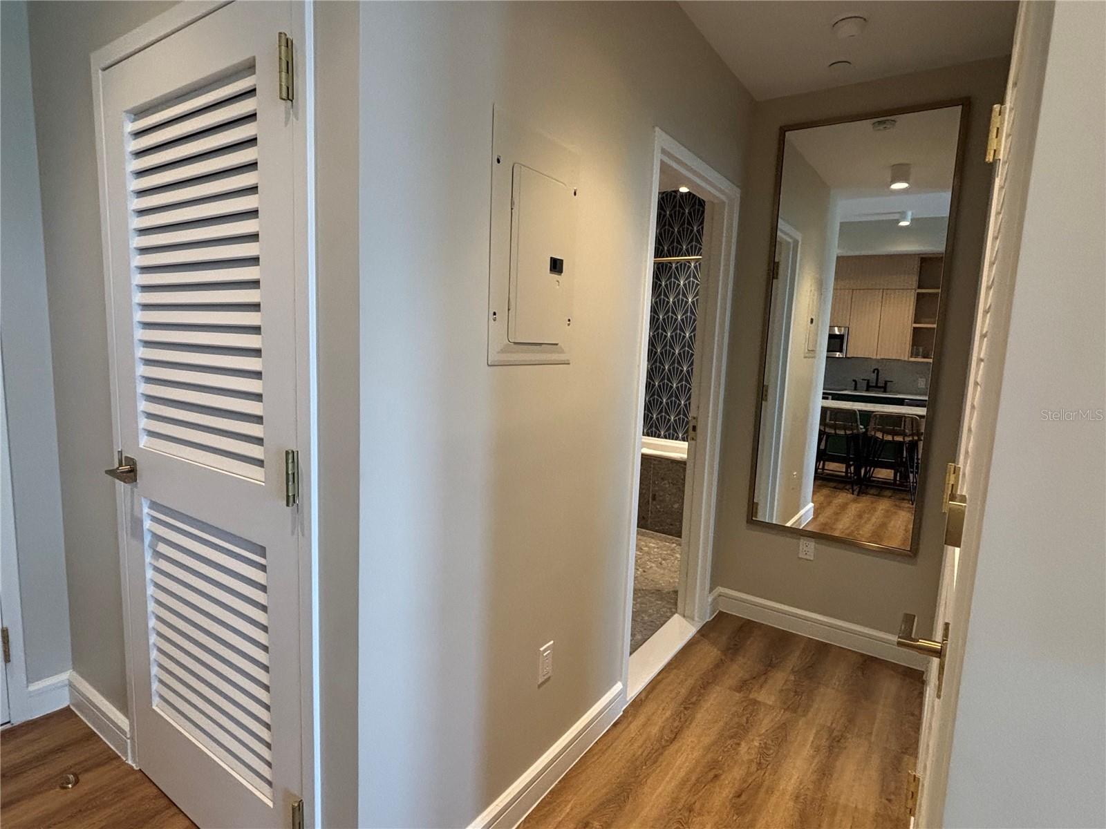 SUNSET WALK HOTEL CONDO PH 1 - Residential