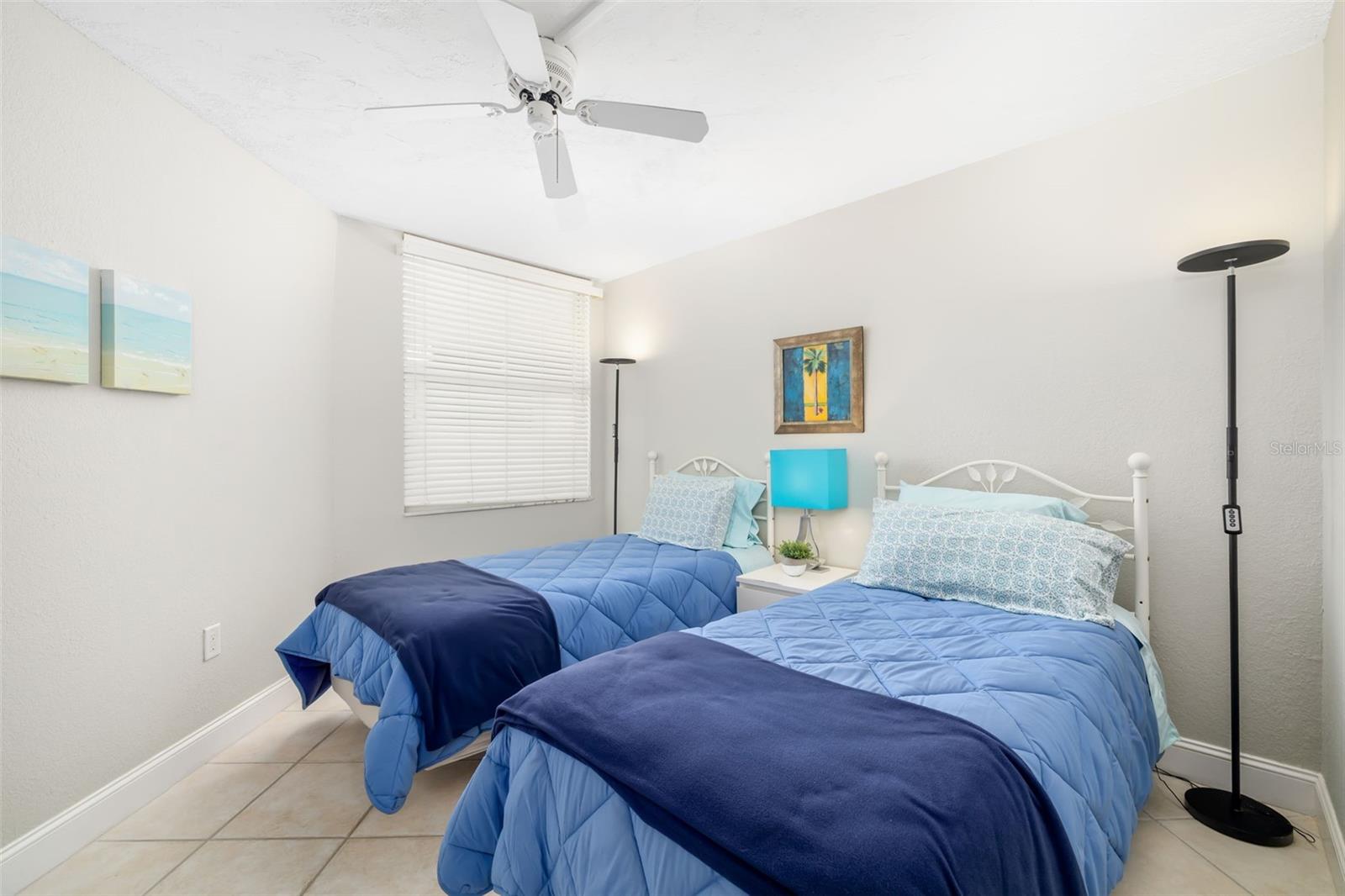 LIDO HARBOUR TOWERS - Residential Lease