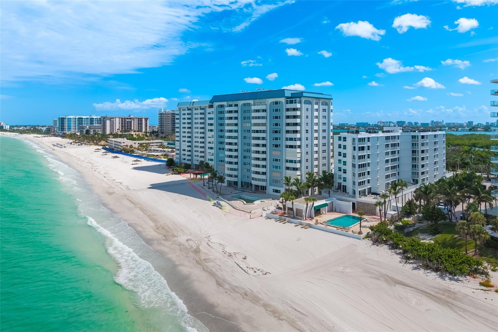 LIDO HARBOUR TOWERS - Residential Lease