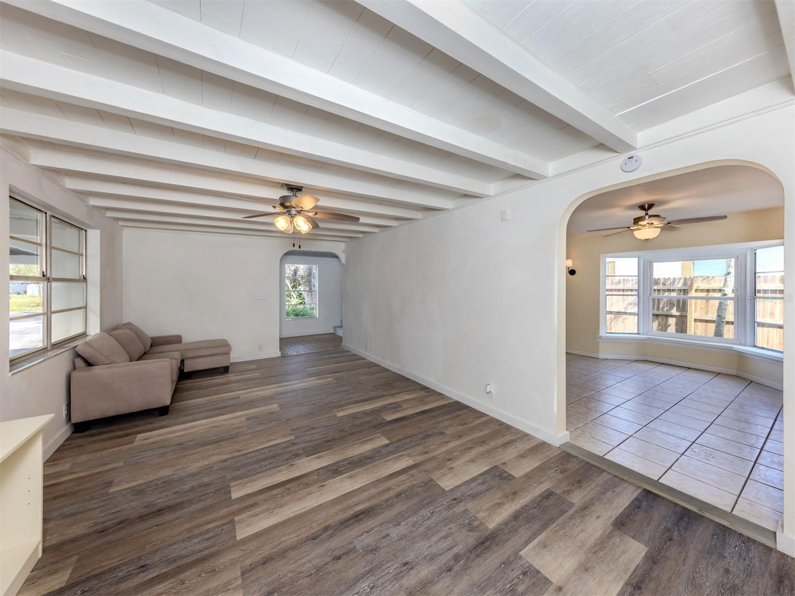 VENICE BY-WAY - Residential