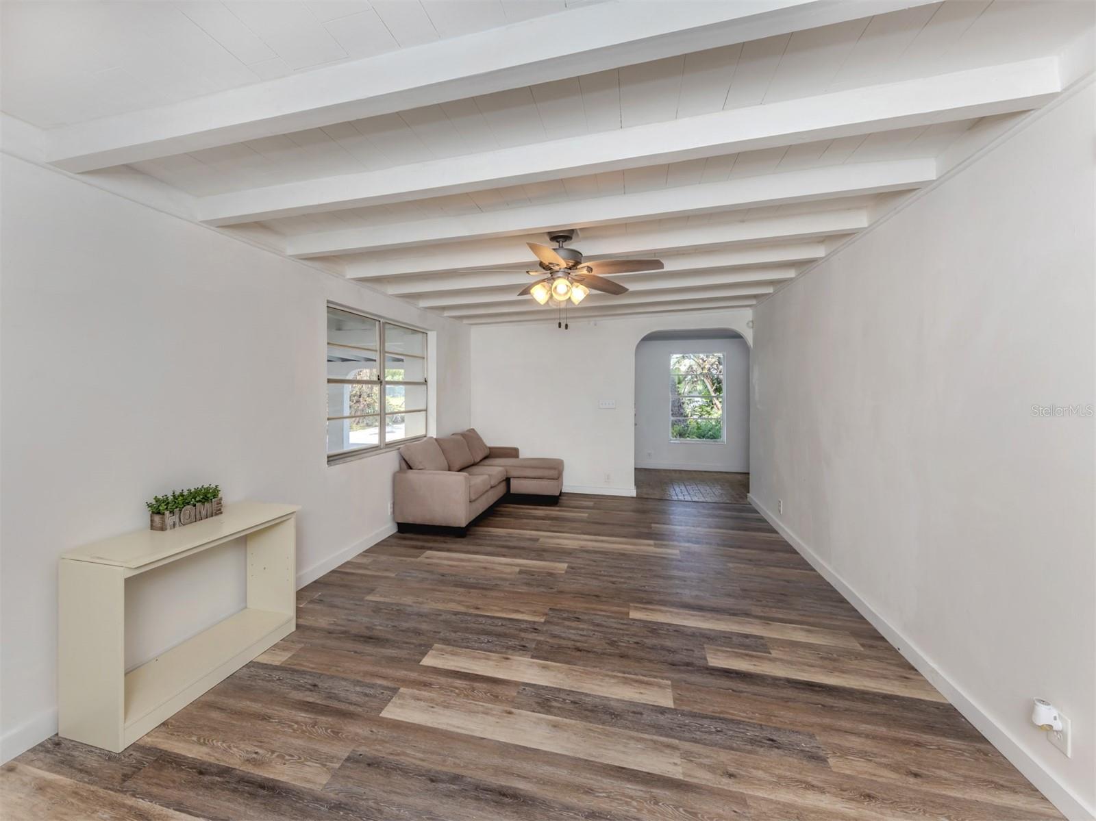 VENICE BY-WAY - Residential